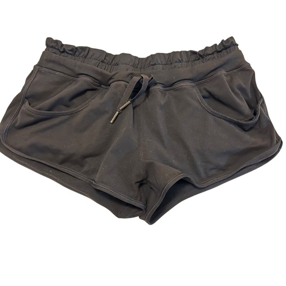 Lululemon Strength and Tone Yoga Shorts Drawstring Pockets Black 6 - Picture 2 of 16